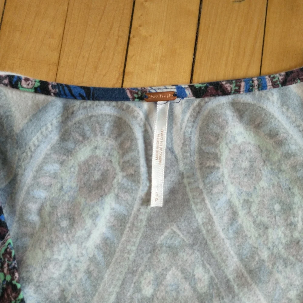 FREE PEOPLE Pick A Place Bodysuit Lace Up Front Long Sleeve Paisley Print Small - Picture 2 of 5